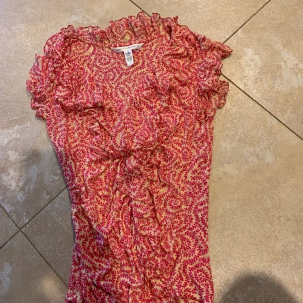 diane von furstenberg 100% silk top size m